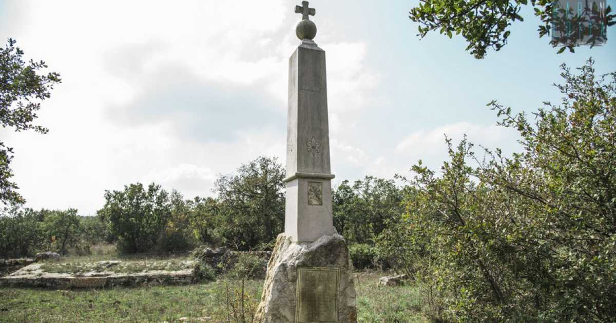 Il Monumento dei briganti: quella stele che ricorda la morte del mitico Sergente Romano